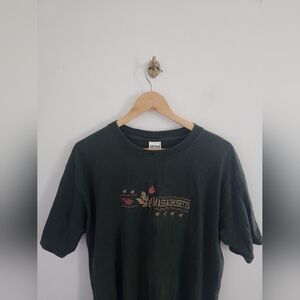 Vintage Gildan Massachusetts Fall Faded Green Tee Size Large